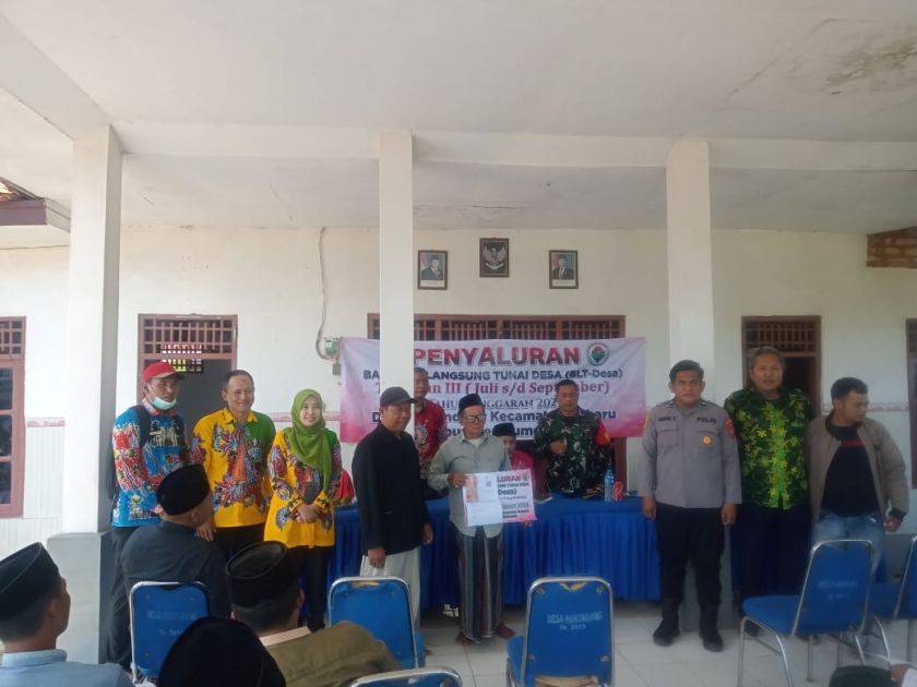 Penyaluran BLT Dana Desa Pakondang
